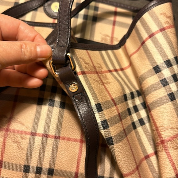 BURBERRY HANDBAG - Picture 8 of 16